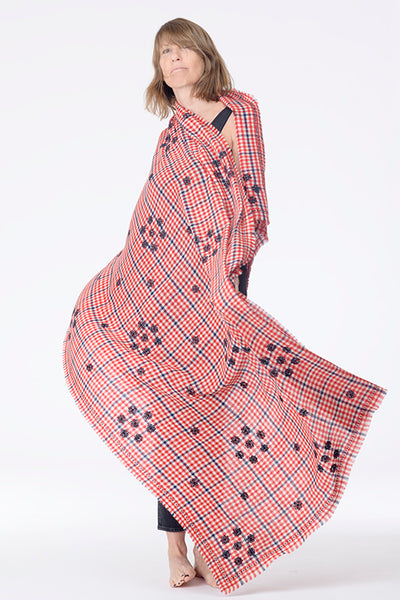 EMBROIDERED GINGHAM COLABA DAISY CHAIN SHAMINA